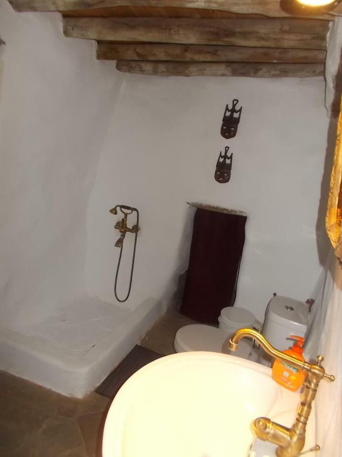 Cyclades Olive Museum'S Guest House Pitrofos 外观 照片