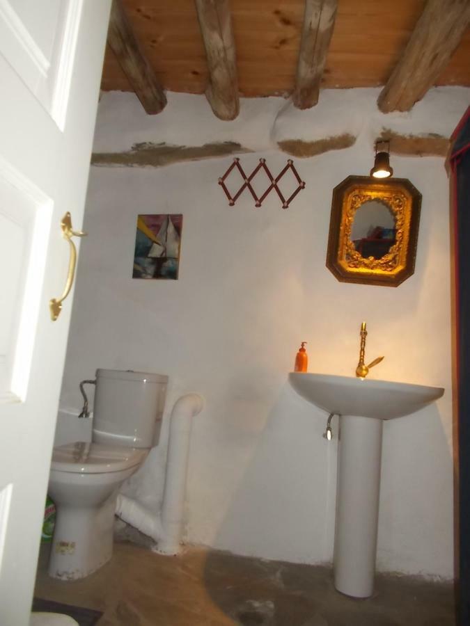 Cyclades Olive Museum'S Guest House Pitrofos 外观 照片
