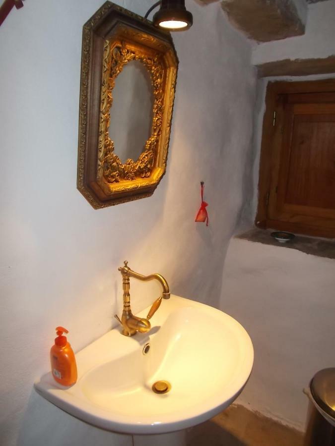 Cyclades Olive Museum'S Guest House Pitrofos 外观 照片