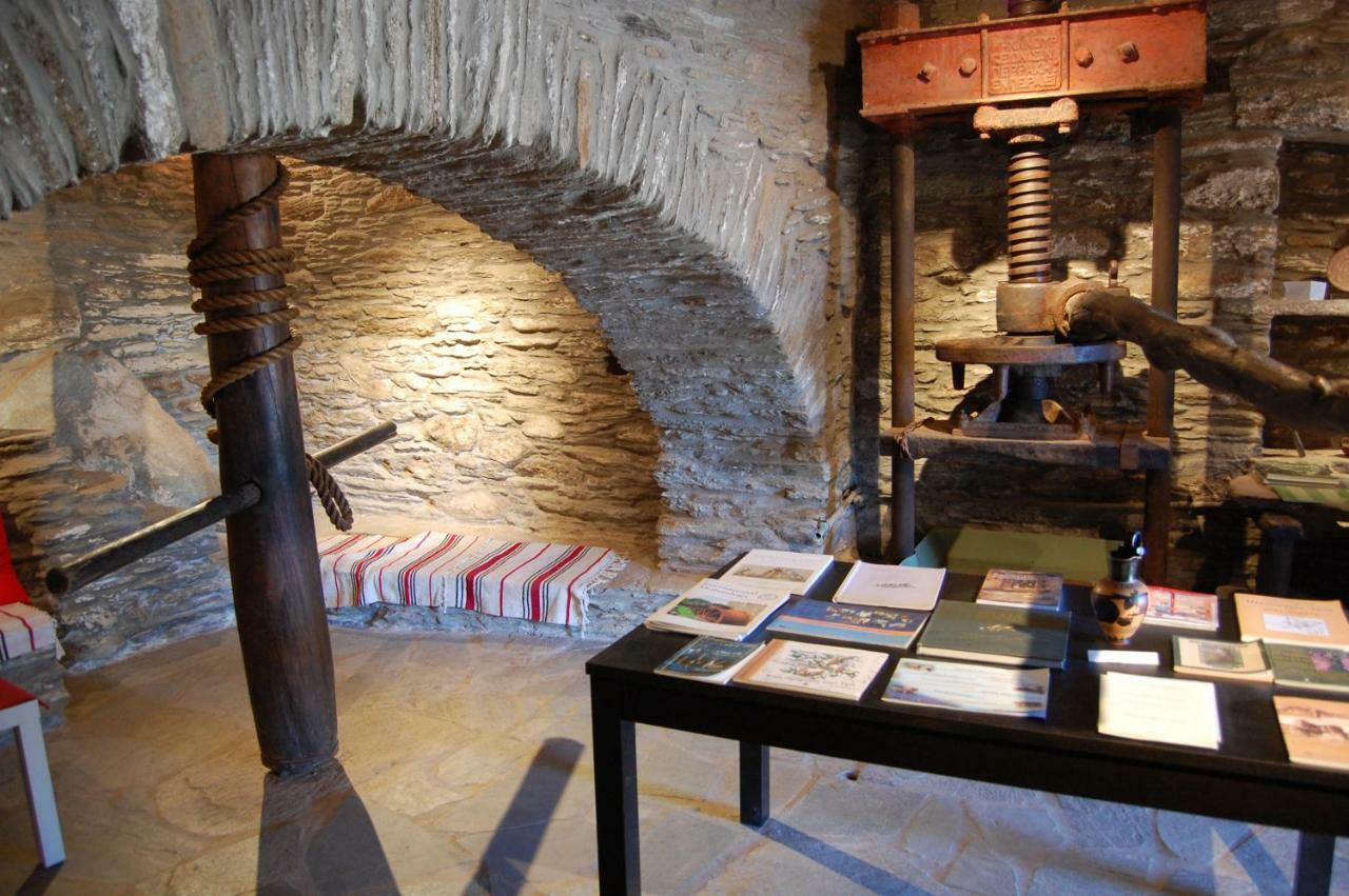 Cyclades Olive Museum'S Guest House Pitrofos 外观 照片